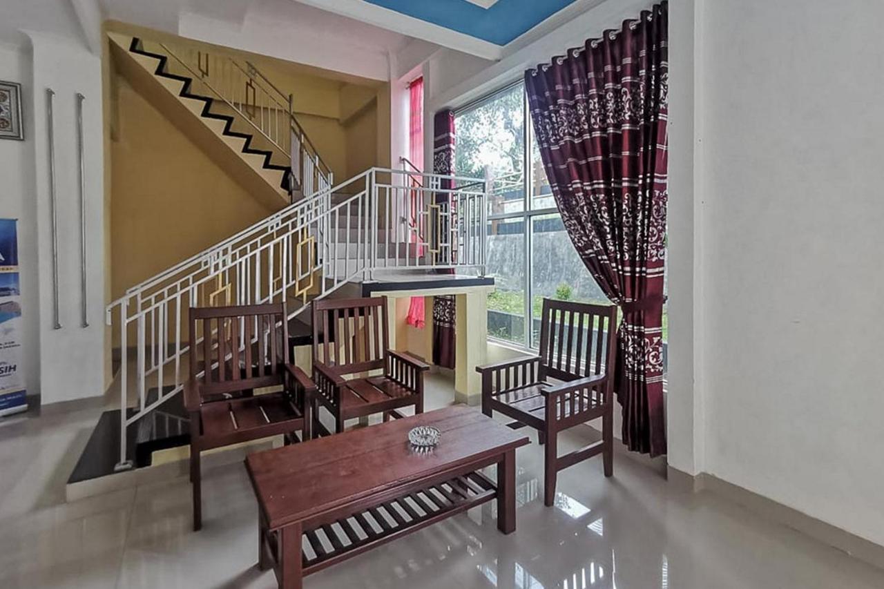Reddoorz Near Kantor Walikota Bontang Nyerakat Exterior foto