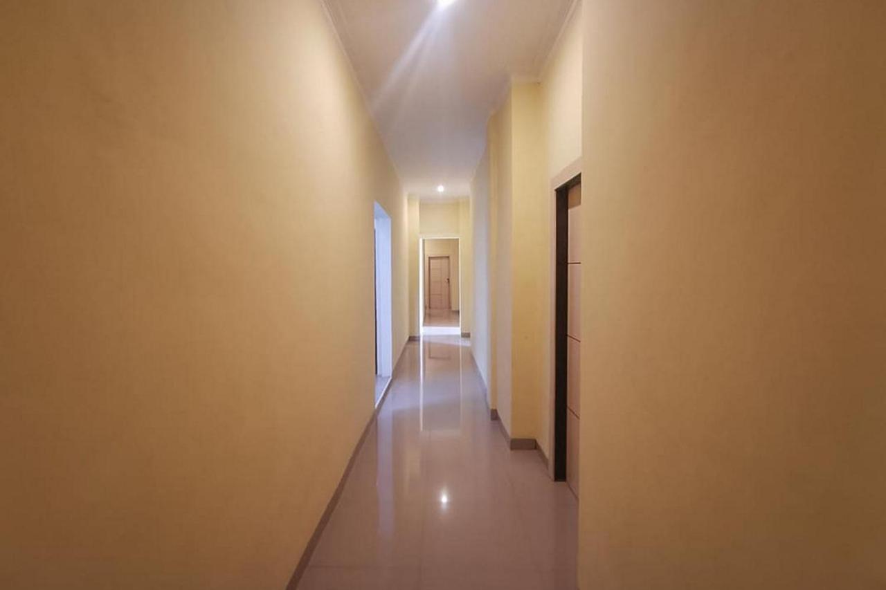 Reddoorz Near Kantor Walikota Bontang Nyerakat Exterior foto